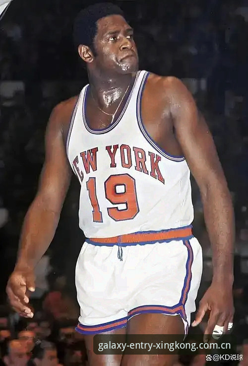 深度揭秘：雷吉亚纳买中锋，为何偏要选那个“被NBA拒绝的篮板痴汉”？